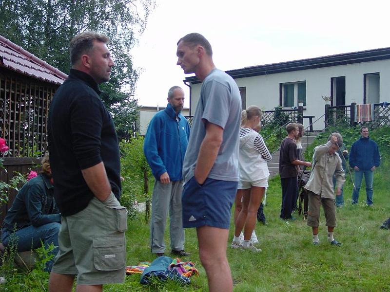czekamy na ognisko.jpg